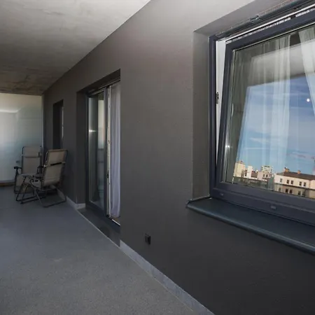 Komfort W Centrum Parking * Βρότσλαβ