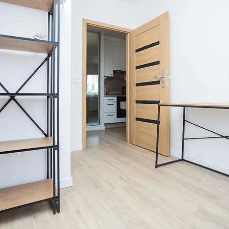 Апартаменты Komfort W Centrum Parking Вроцлав