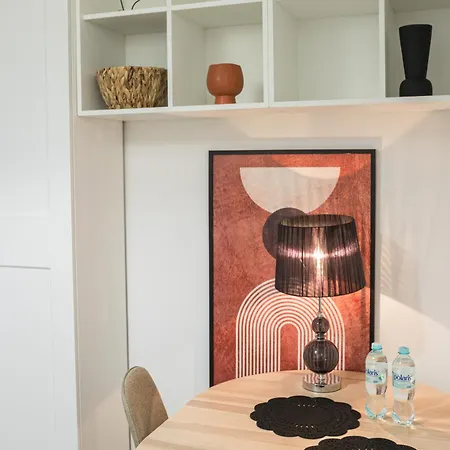 アパート Komfort W Centrum Parking ヴロツワフ