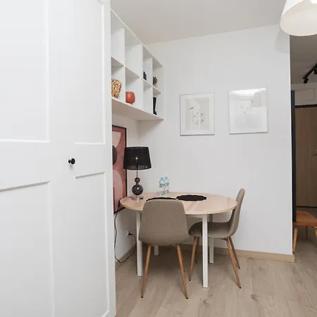 Апартаменты Komfort W Centrum Parking *