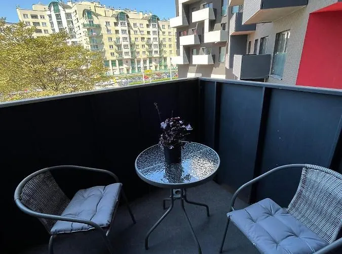 Komfort W Centrum Parking * 브로츠와프